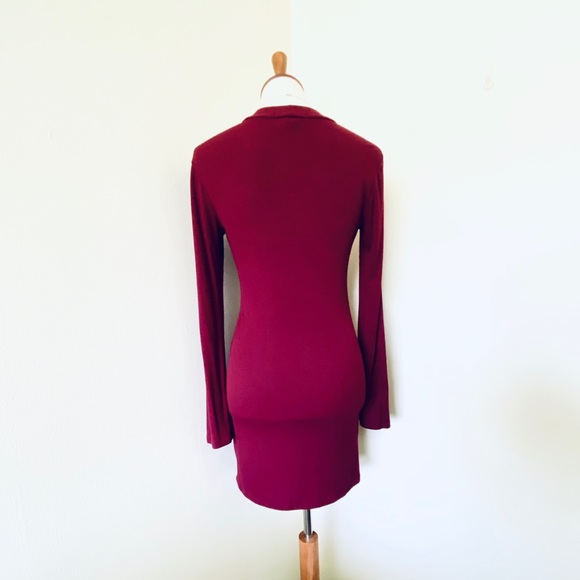 Forever 21 Red Long Sleeve V Neck Mini Dress - Picture 3 of 4